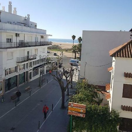 Calle Carril De La Fuente Apartamento Conil De La Frontera Luaran gambar